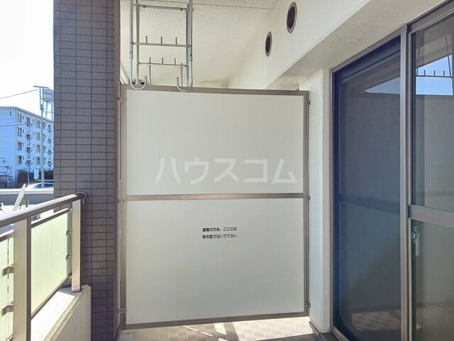 13/23 バルコニー