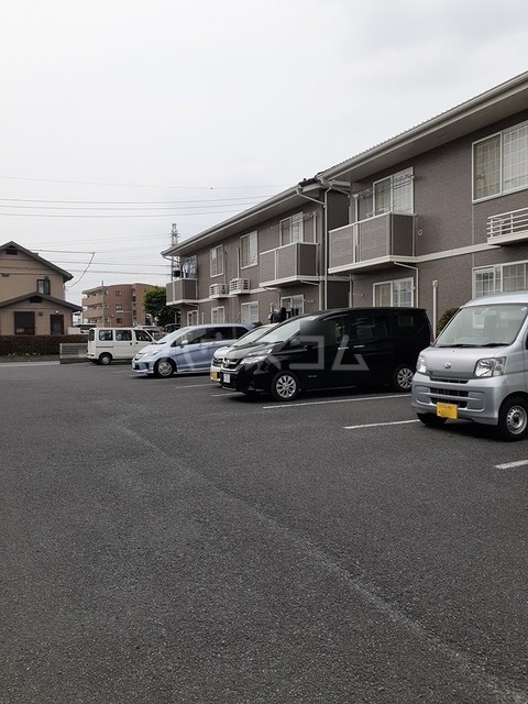 17/27 駐車場
