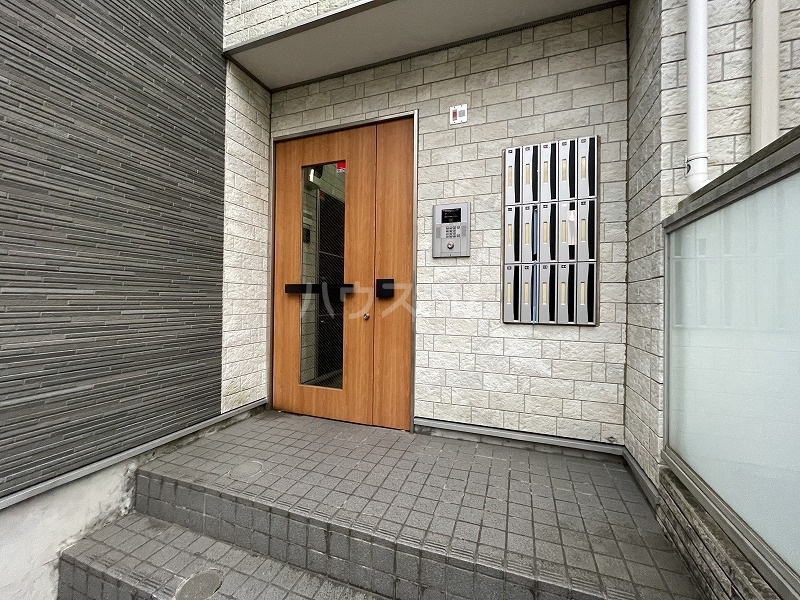 21/24 エントランス