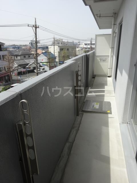 17/23 バルコニー