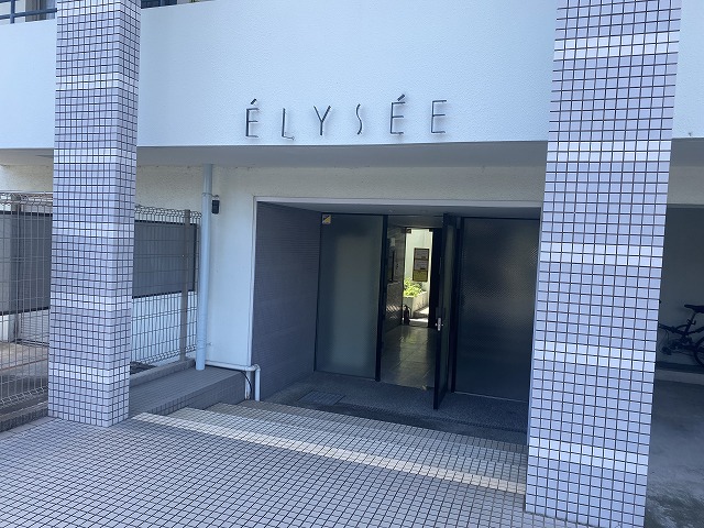 3/5 エントランス