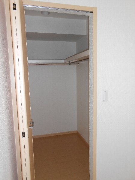 13/30 収納