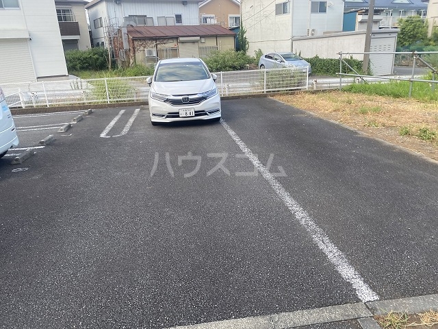 21/27 駐車場