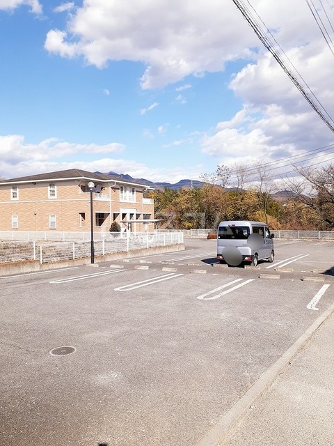15/27 駐車場