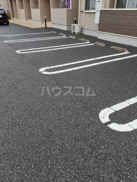 26/30 駐車場