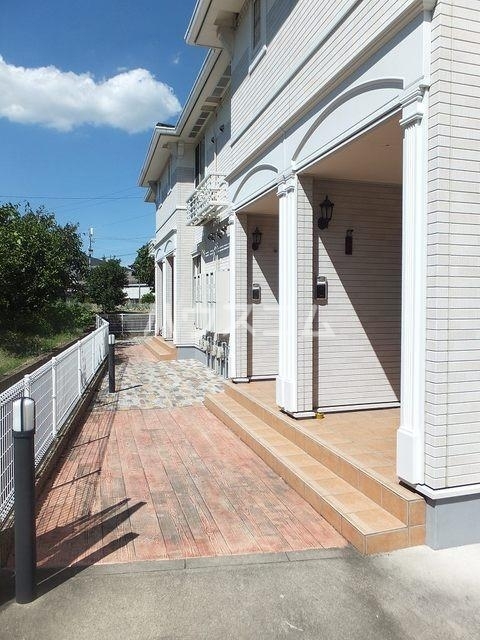 21/28 エントランス