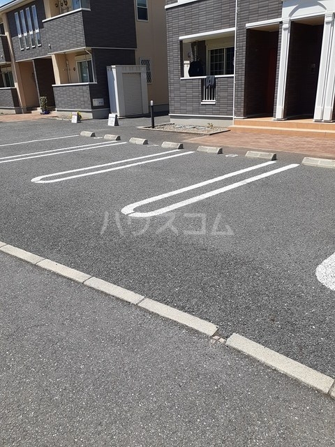 15/21 駐車場
