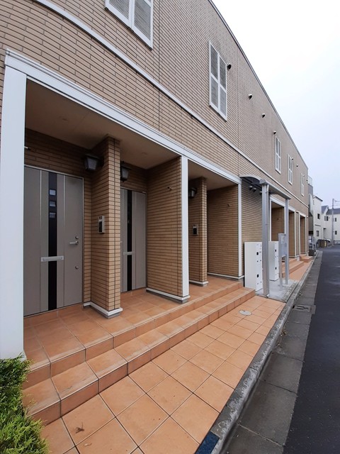 14/20 エントランス