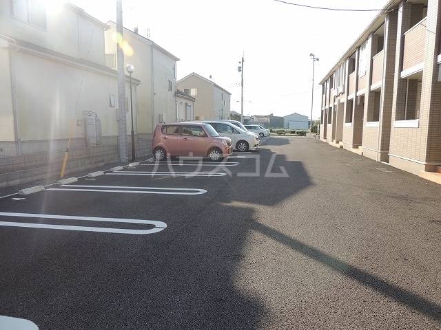 14/20 駐車場