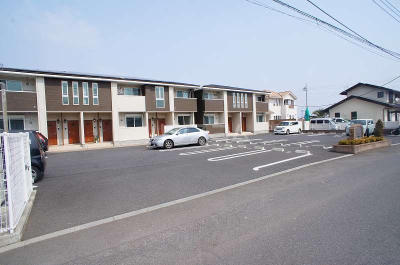 2/7 駐車場