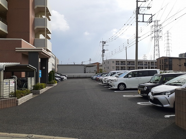 14/22 駐車場
