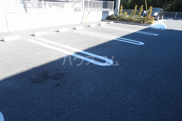 15/27 駐車場