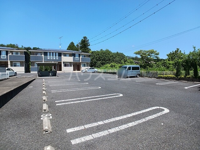 2/8 駐車場