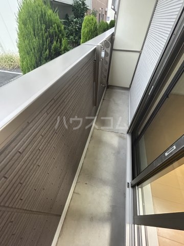 18/28 バルコニー