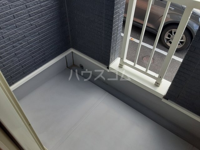 18/26 バルコニー