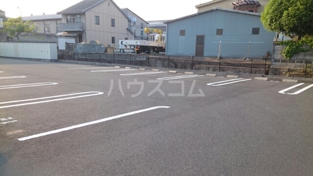 19/25 駐車場