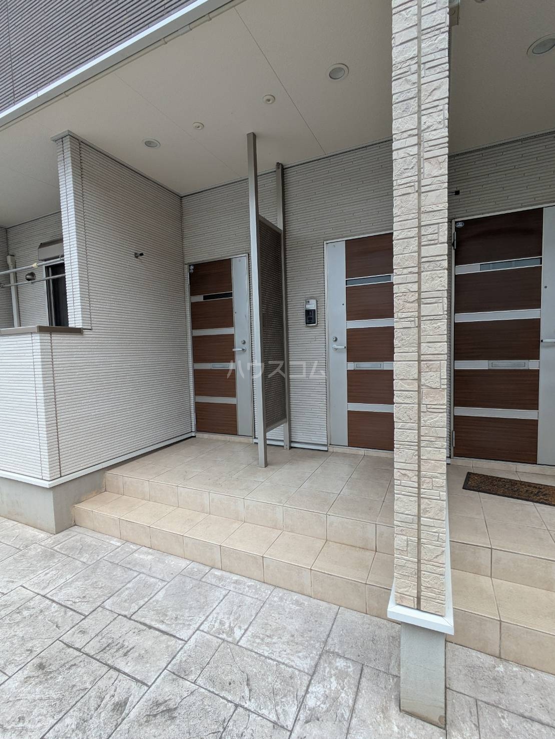 6/11 エントランス