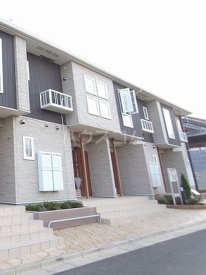 14/23 エントランス