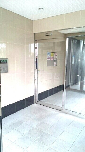 3/10 エントランス