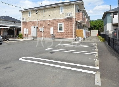 15/21 駐車場