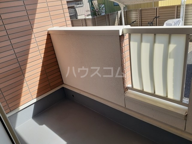 13/23 バルコニー