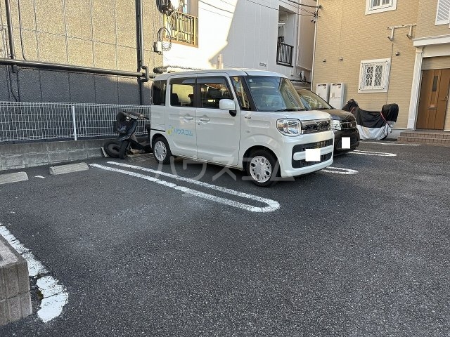 3/4 駐車場