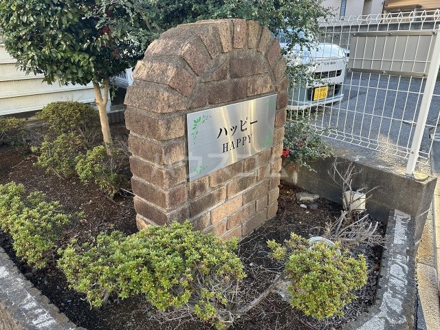 28/30 エントランス