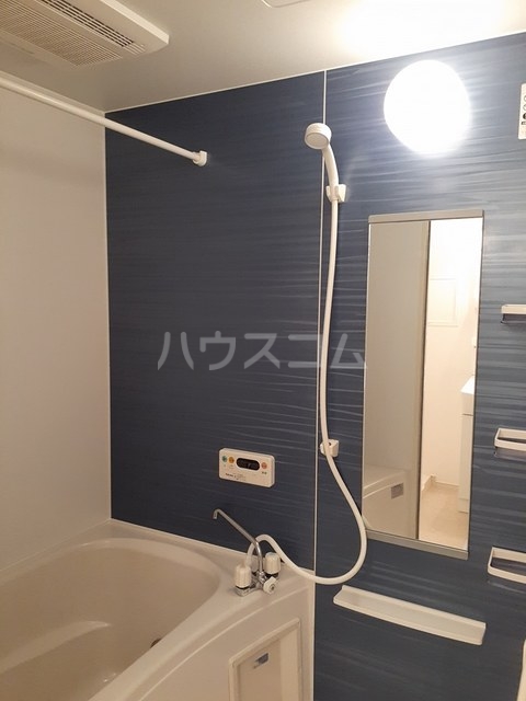 14/30 浴室