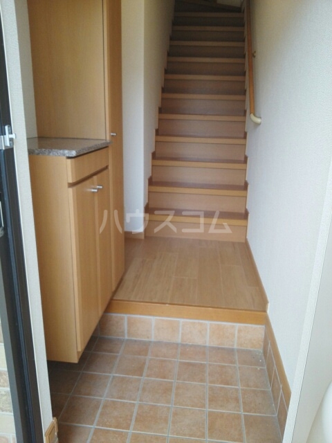 14/20 エントランス