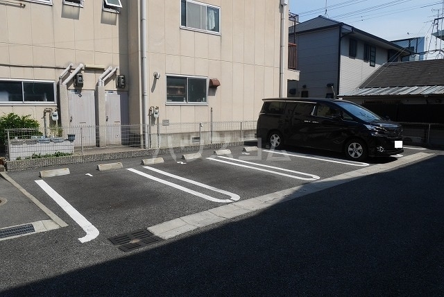 16/26 駐車場