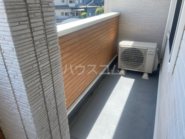 23/30 バルコニー