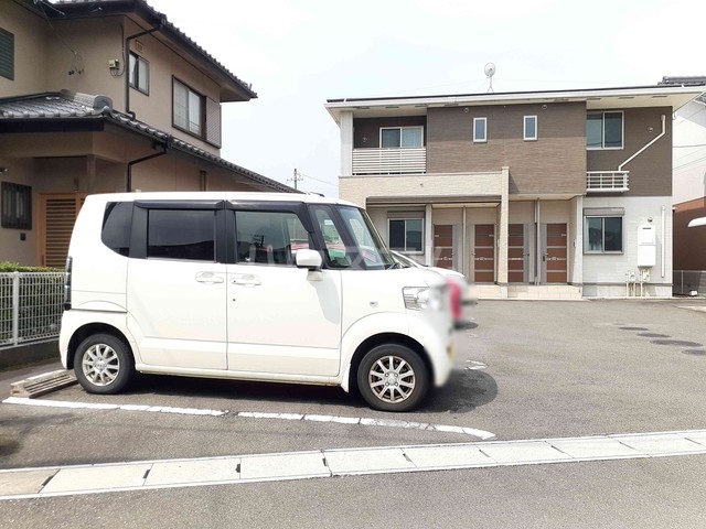 2/11 駐車場