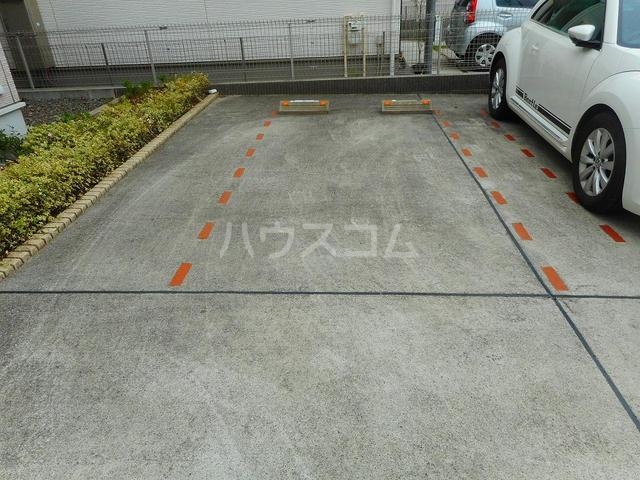 4/10 駐車場