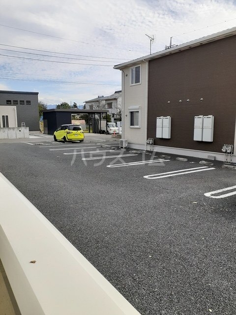 2/2 駐車場