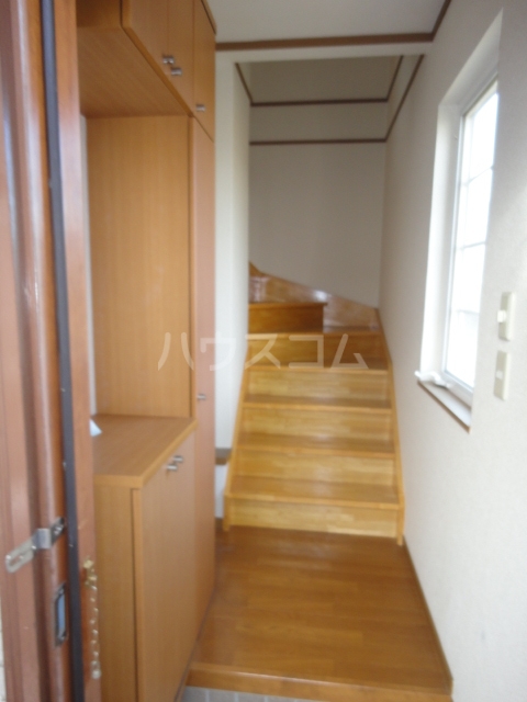 14/20 エントランス