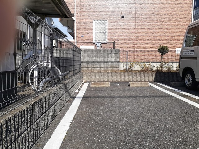 14/19 駐車場