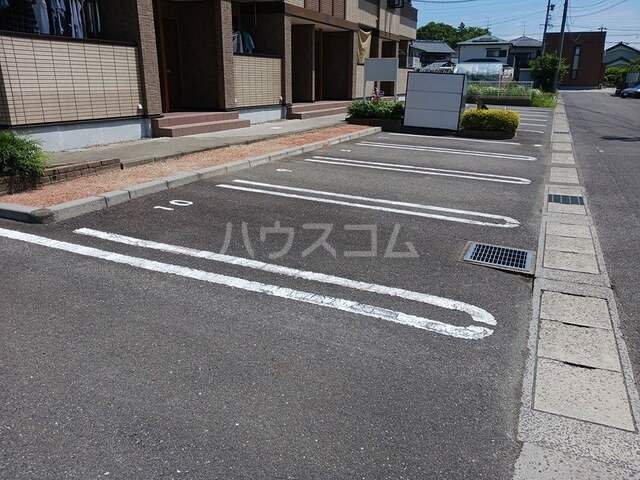 16/22 駐車場