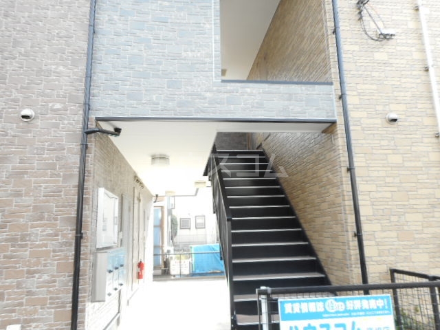 14/22 エントランス