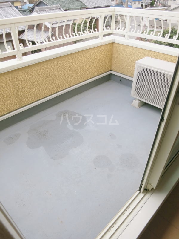 13/21 バルコニー