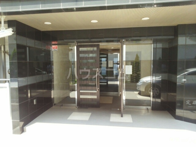 13/20 エントランス