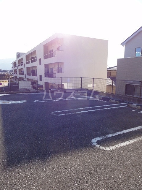 2/8 駐車場