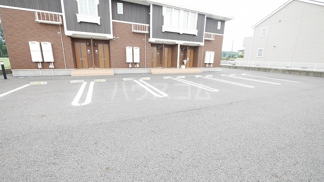 14/20 駐車場