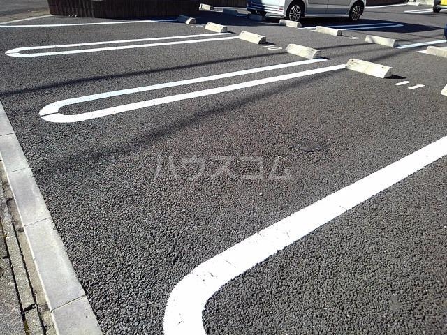 15/21 駐車場