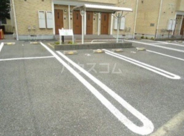 14/20 駐車場