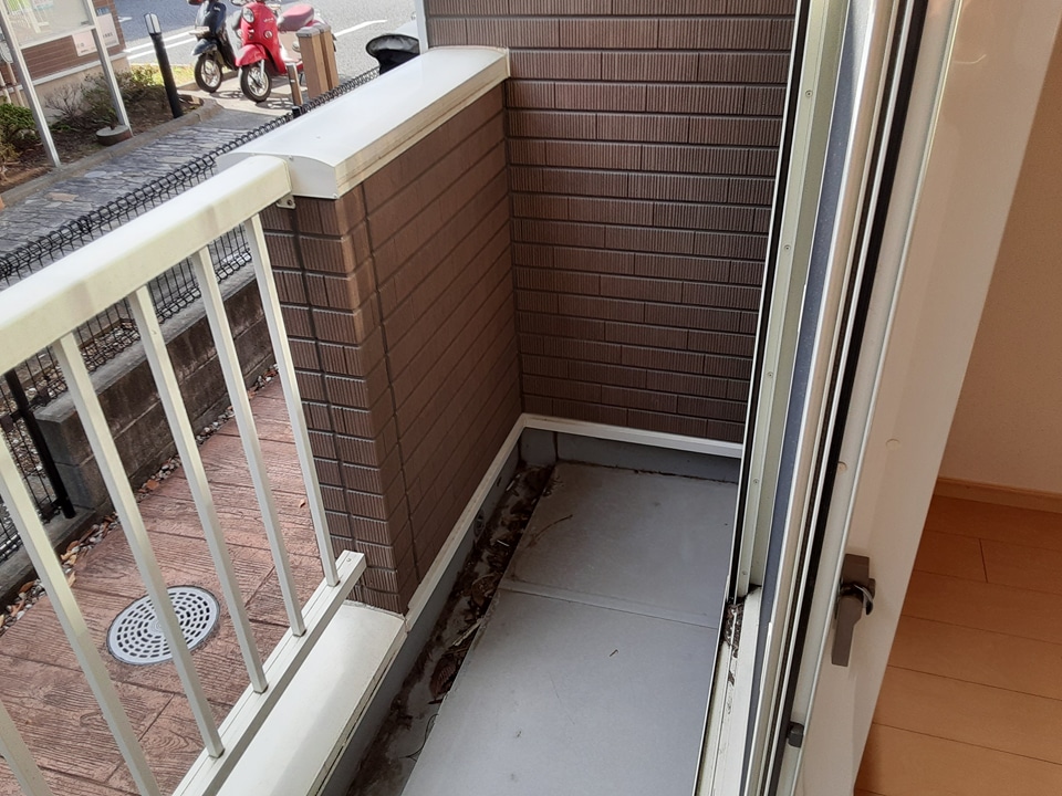 23/30 バルコニー