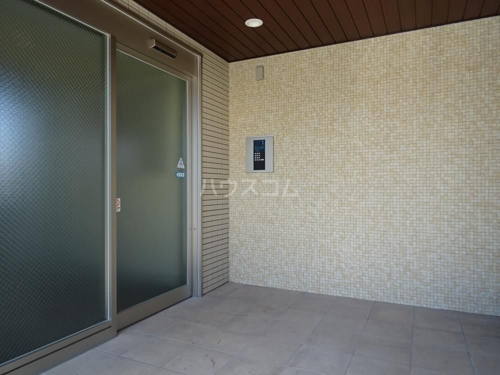 3/10 エントランス