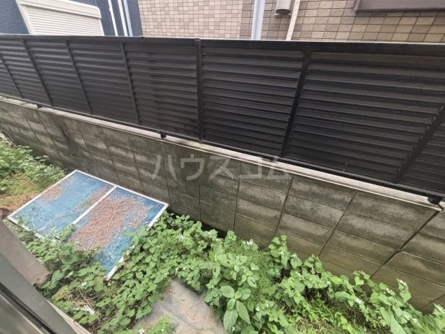 18/27 バルコニー