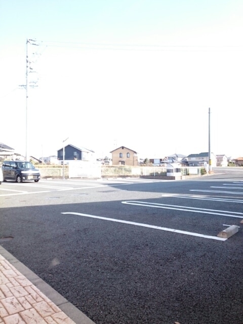 16/22 駐車場