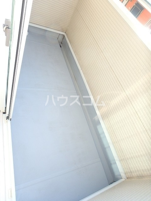 13/21 バルコニー