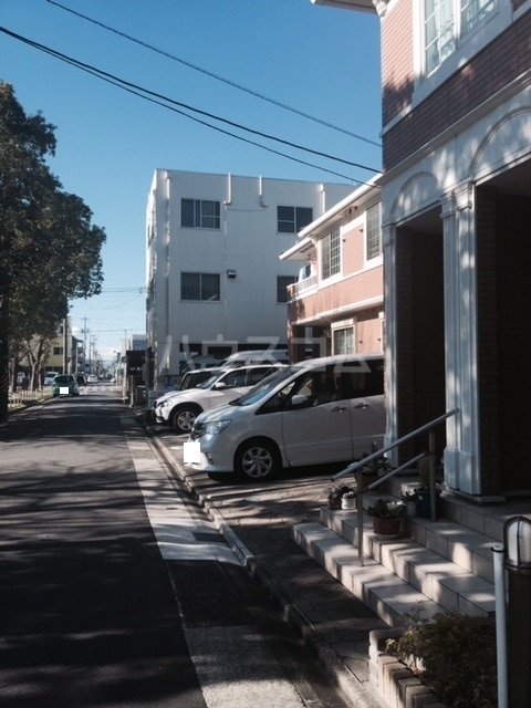 14/20 駐車場